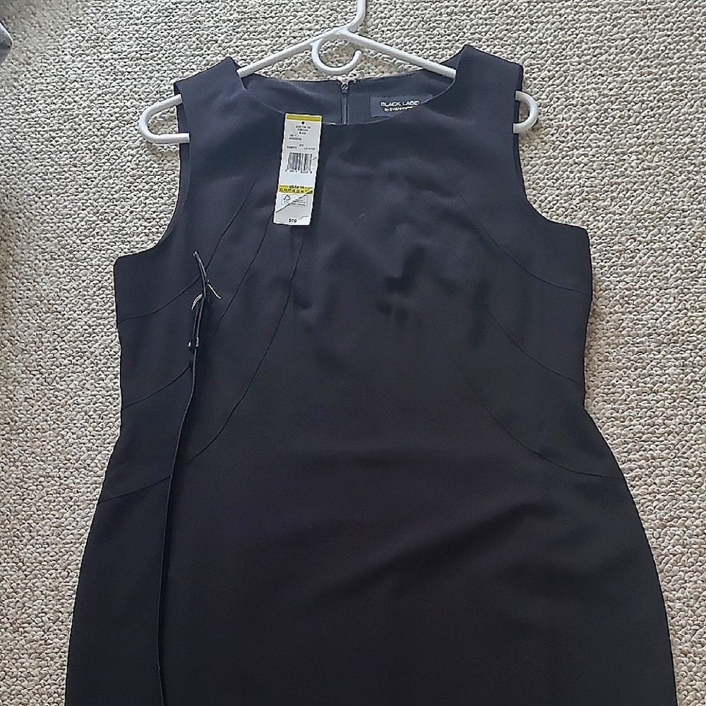 Black Sleeveless Dress